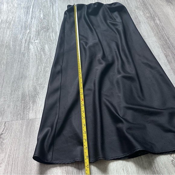 Feather & Bone Black Satin Midi Women's Skirt XS - Picture 5 of 7